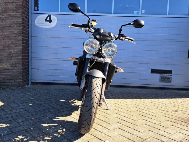 triumph - street-triple-675