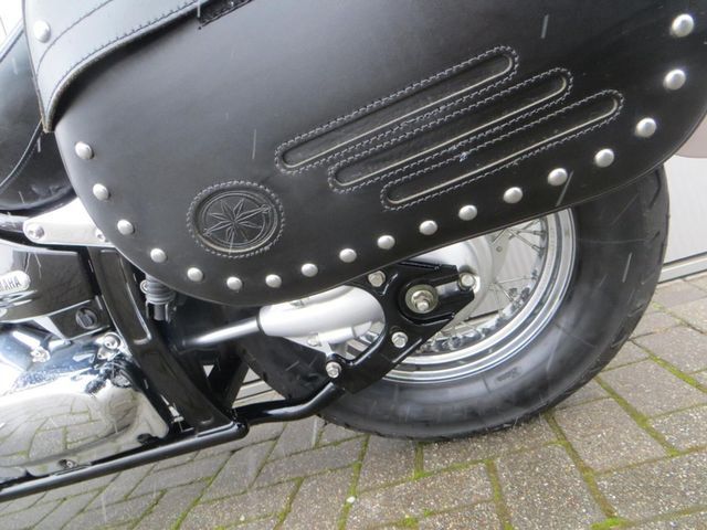 yamaha - xvs-650-a-dragstar-classic