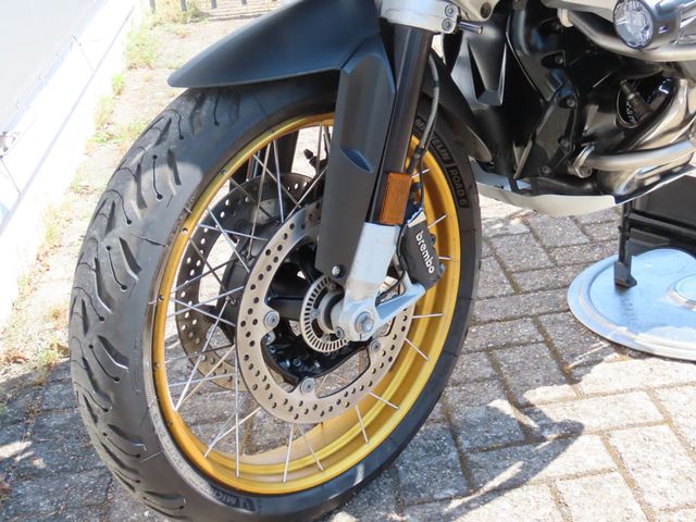 bmw - r-1250-gs-adventure