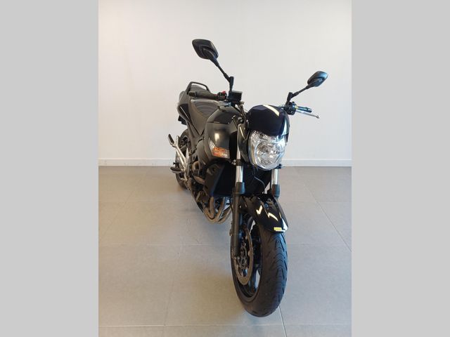 suzuki - gsr-600