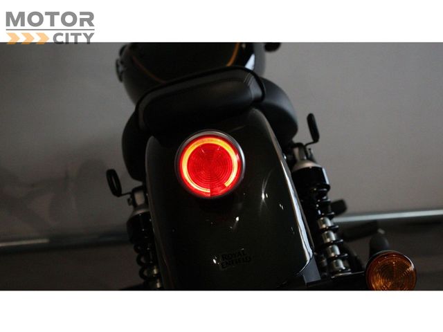 royal-enfield - super-meteor-650