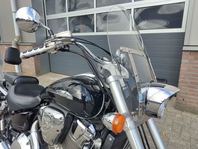 honda - vtx-1800