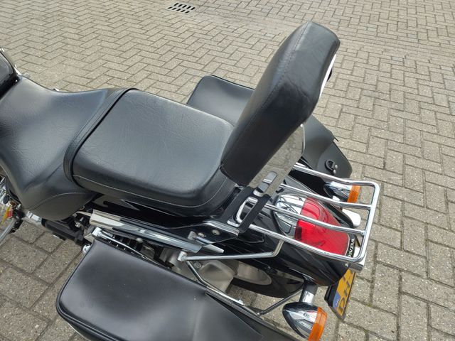 honda - vtx-1800