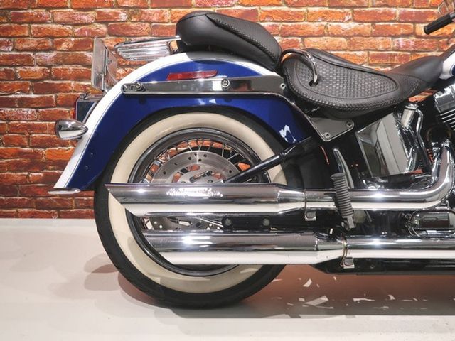 harley-davidson - softail-deluxe-flstn