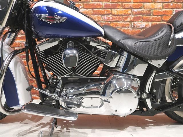 harley-davidson - softail-deluxe-flstn