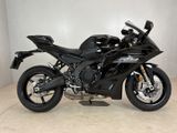 YAMAHA R9