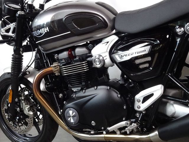 triumph - speed-twin-1200