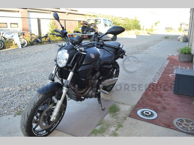 yamaha - mt-03