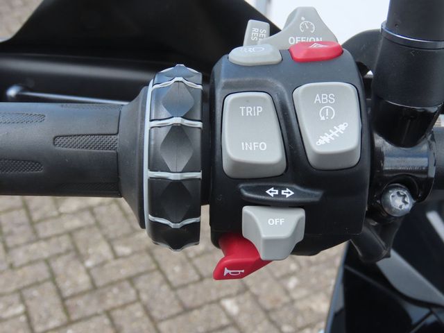bmw - s-1000-xr