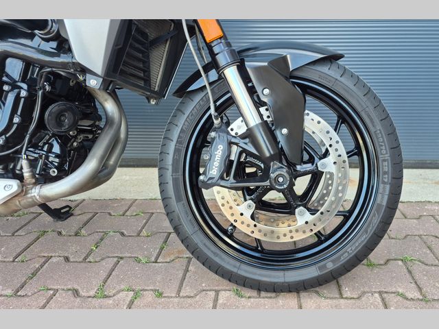 bmw - f-900-r