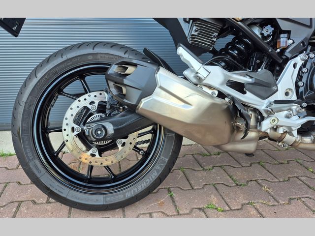 bmw - f-900-r