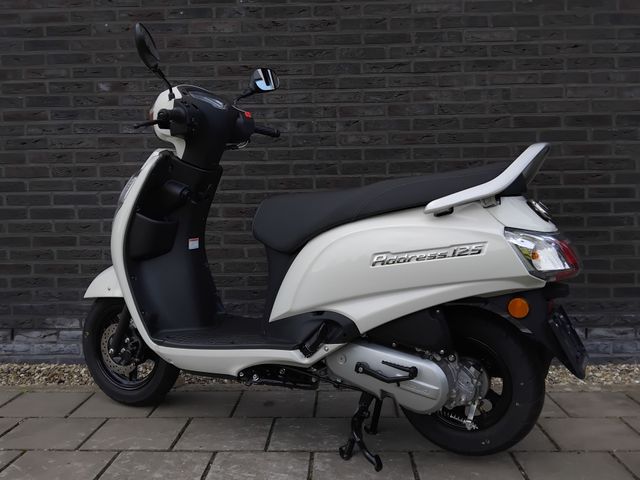suzuki - address-125