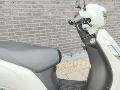 SUZUKI ADDRESS 125 – foto 4