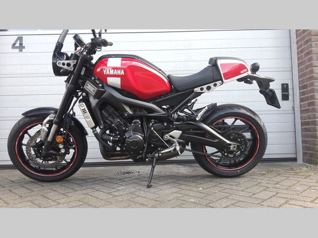 yamaha - xsr-900-abs