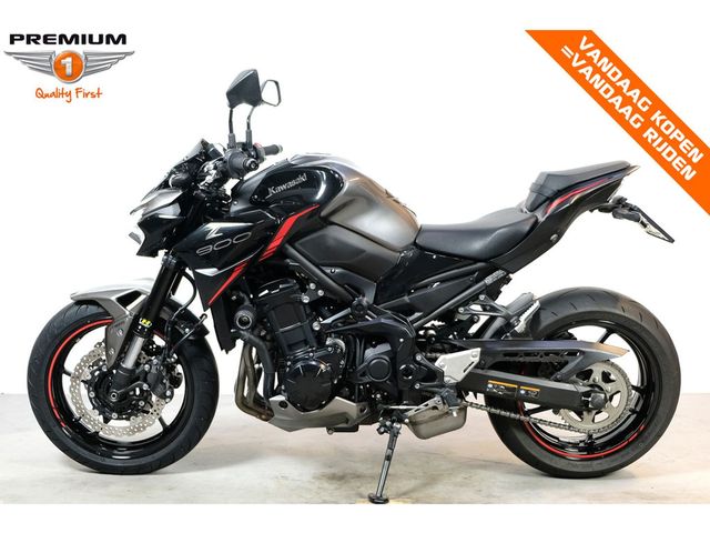kawasaki - z900
