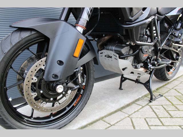 ktm - 1290-super-adventure-s