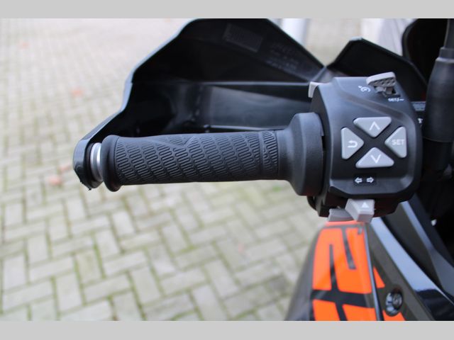 ktm - 1290-super-adventure-s