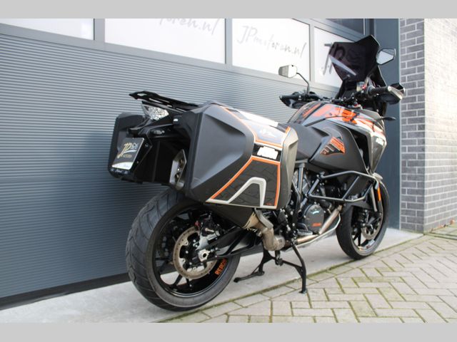 ktm - 1290-super-adventure-s
