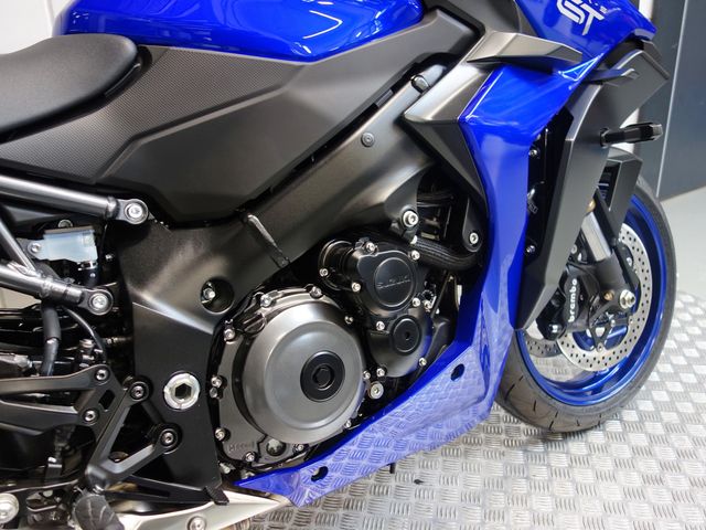 suzuki - gsx-s-1000-gt