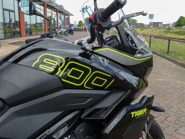 triumph - tiger-sport-800