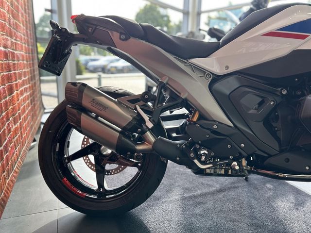 bmw - r-1300-rs
