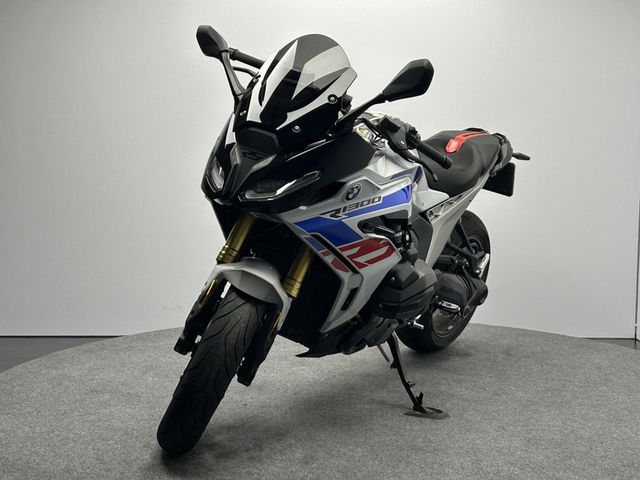 bmw - r-1300-rs
