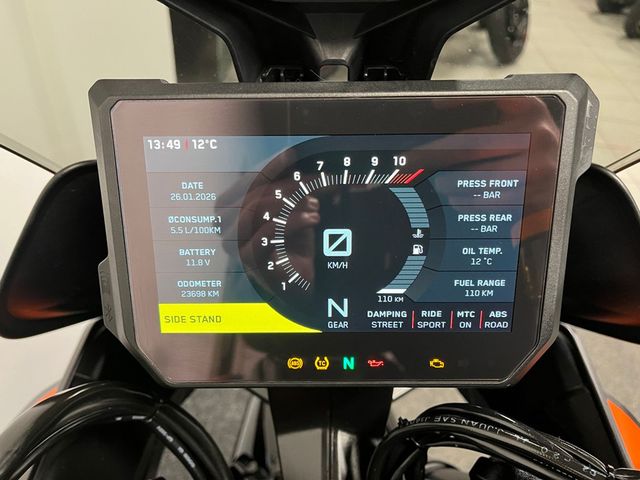 ktm - 1290-super-duke-gt