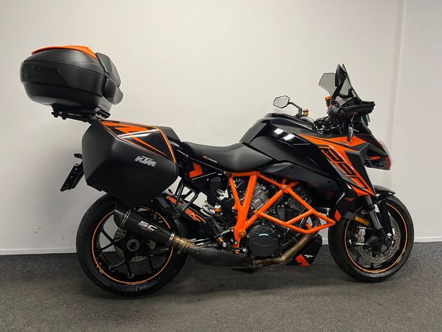 ktm - 1290-super-duke-gt