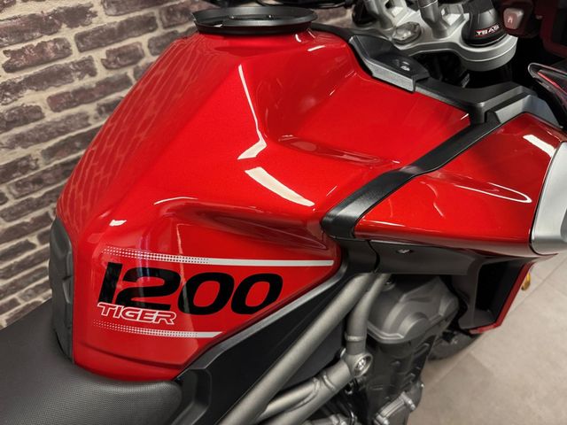 triumph - tiger-1200-xrt