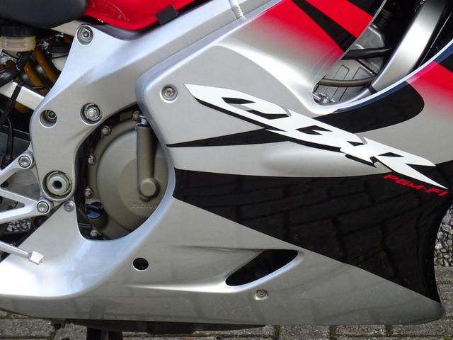 honda - cbr-600-f