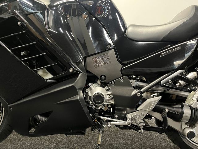 kawasaki - gtr-1400