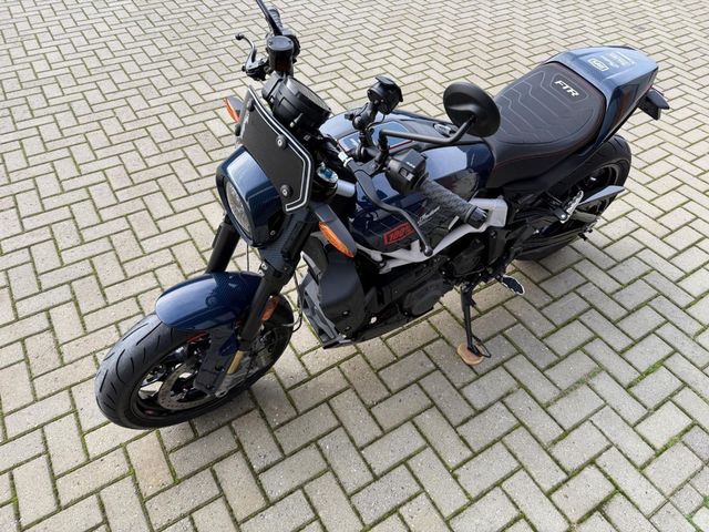 indian - ftr-x-100--r-carbon