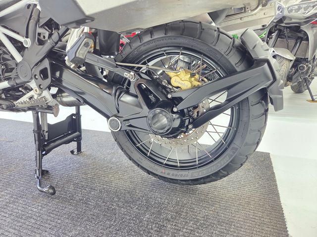 bmw - r-1250-gs-adventure