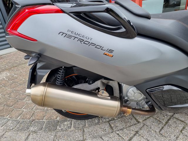 peugeot - metropolis-rs