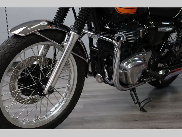 kawasaki - w800-final-edition