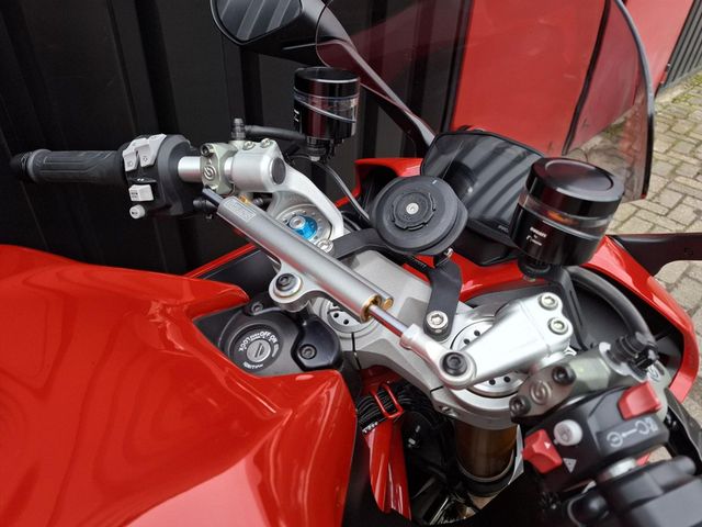 ducati - supersport-950-s