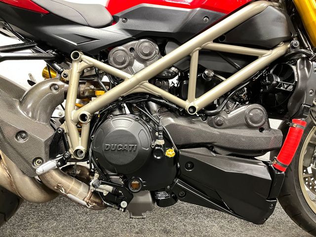 ducati - streetfighter--s-1098
