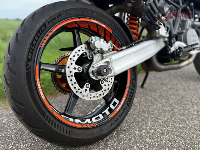 ktm - 990-supermoto-r