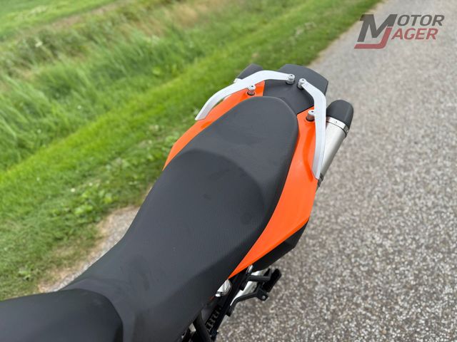 ktm - 990-supermoto-r