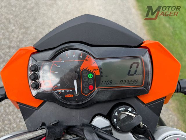 ktm - 990-supermoto-r