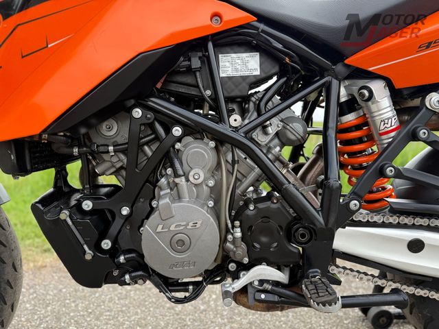 ktm - 990-supermoto-r