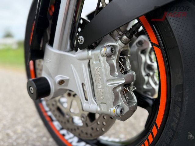 ktm - 990-supermoto-r