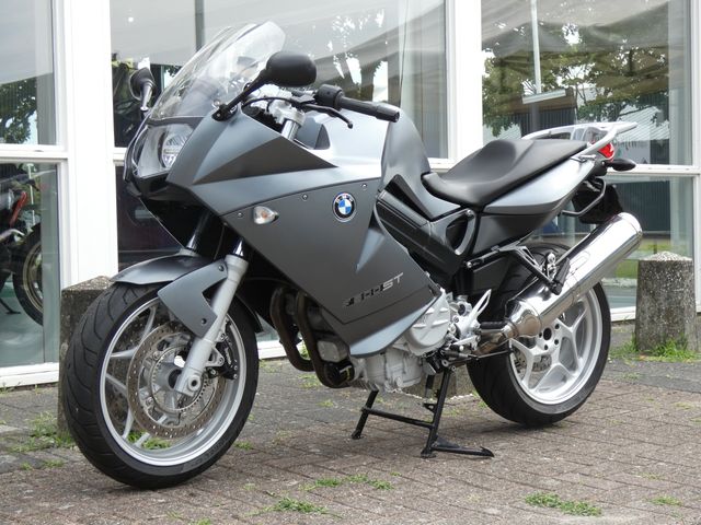 bmw - f-800-st