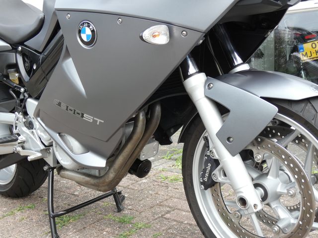 bmw - f-800-st