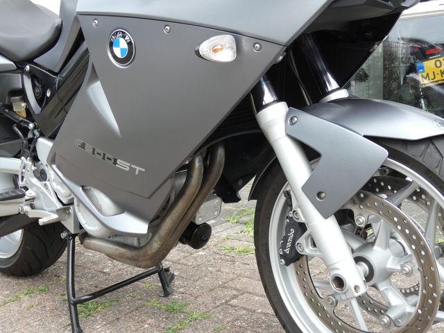 bmw - f-800-st