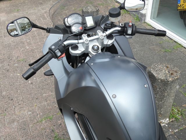 bmw - f-800-st