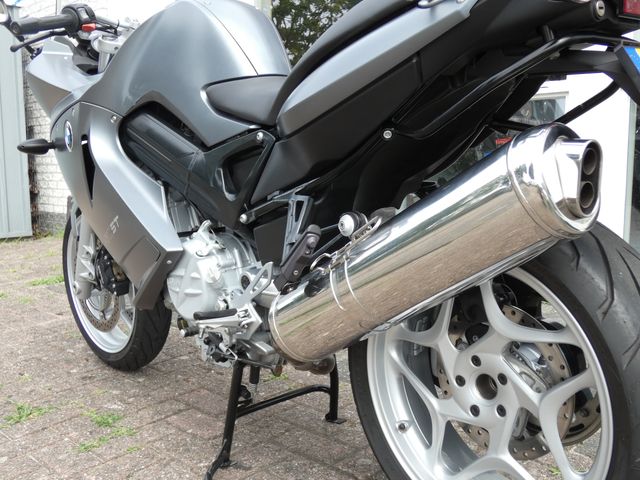 bmw - f-800-st