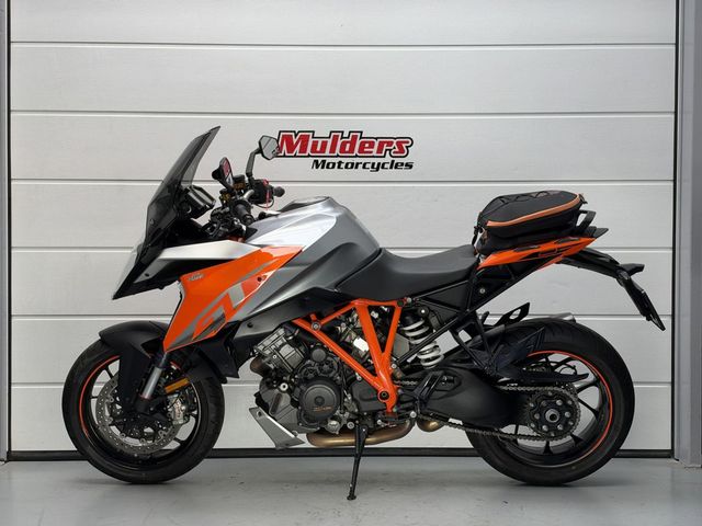 ktm - 1290-super-duke-gt