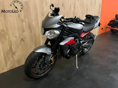 TRIUMPH STREET TRIPLE 675 – foto 4