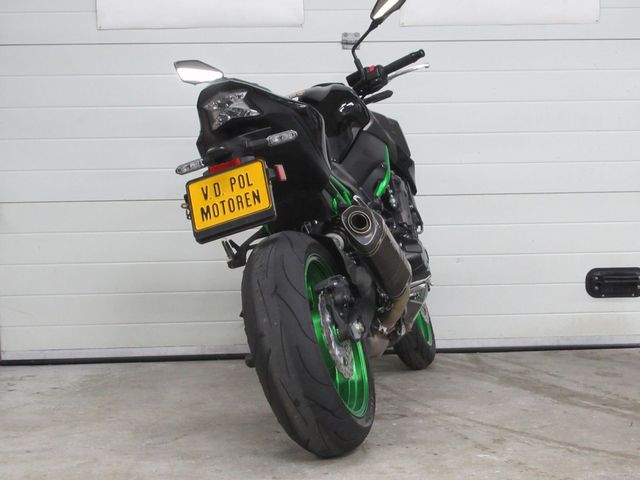 kawasaki - z900